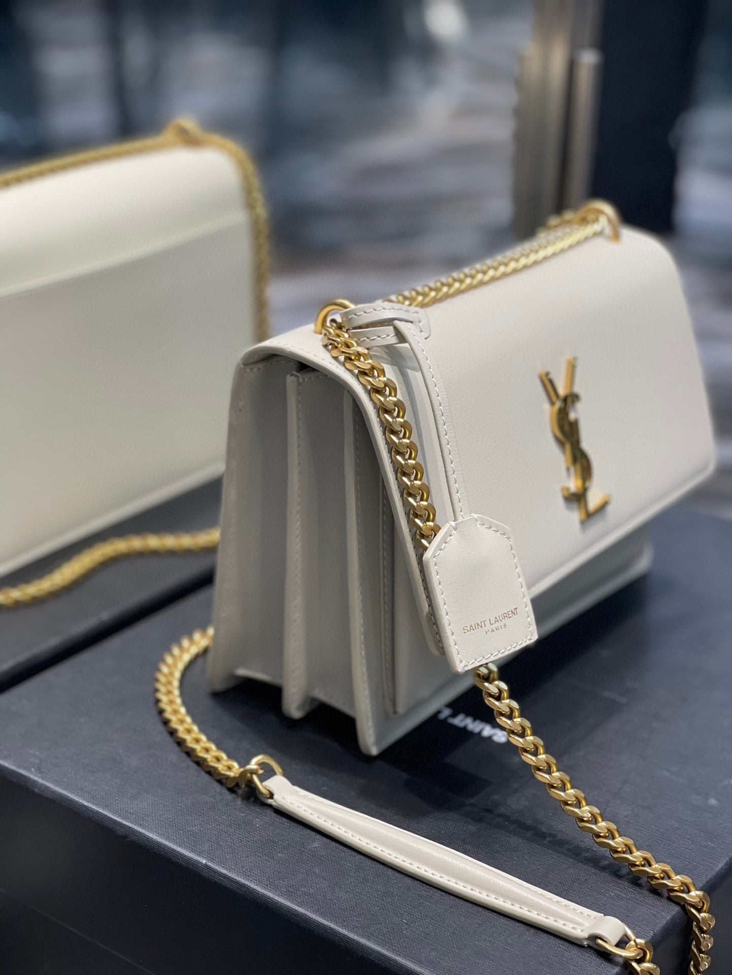 YSL Medium Sunset Bag 22 White Lambskin Gold Tone 22 x 16 x 8cm mysite