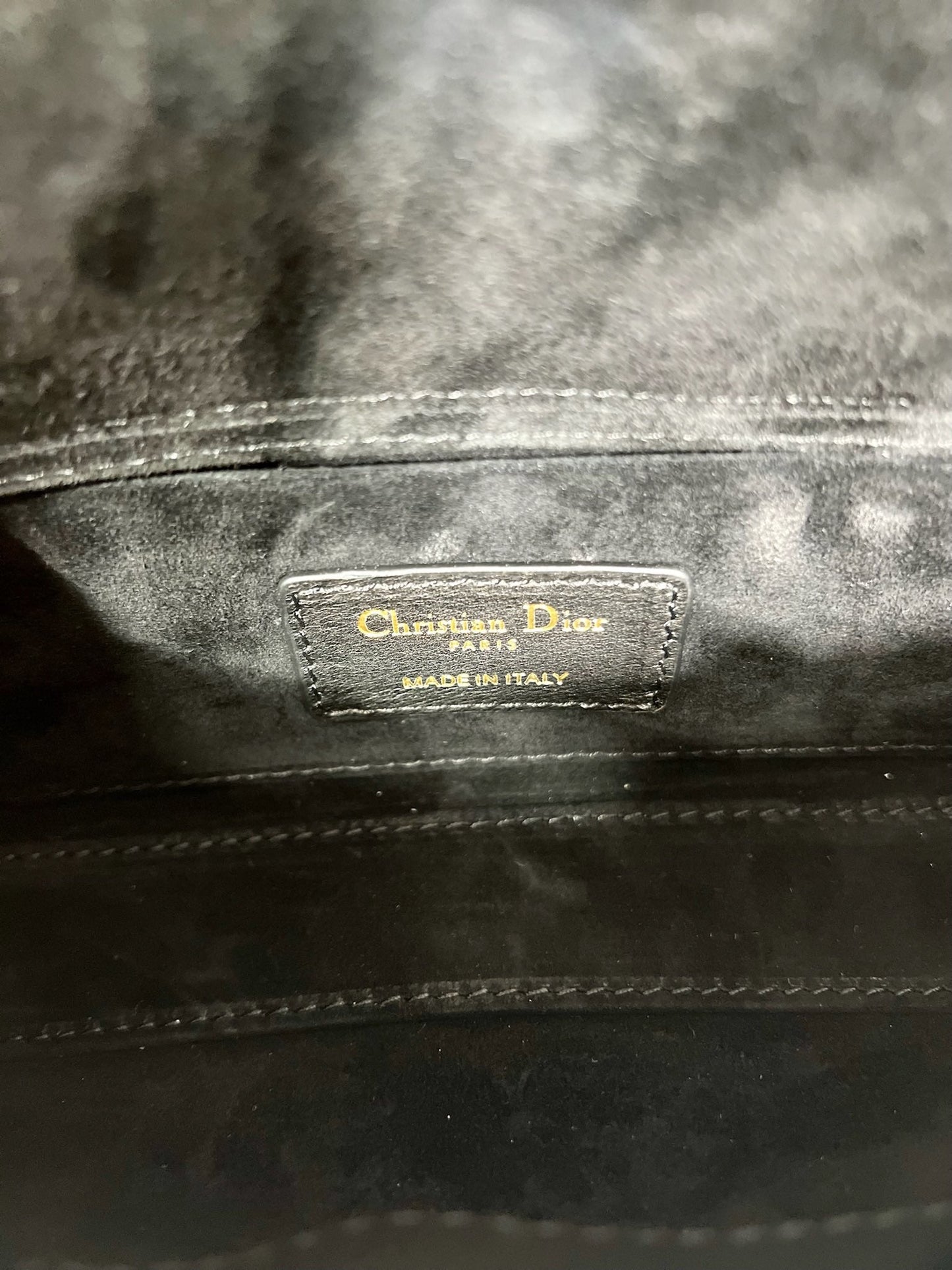 SMALL LADY D-JOY 22 BUTTERFLY STUD BLACK LAMBSKIN mysite