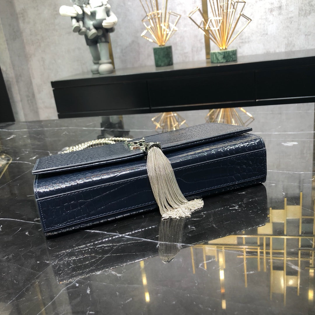 KATE TASSEL 24 IN NAVY BLUE CROCODILE PATTERN CALFSKIN SILVER HARDWARE mysite