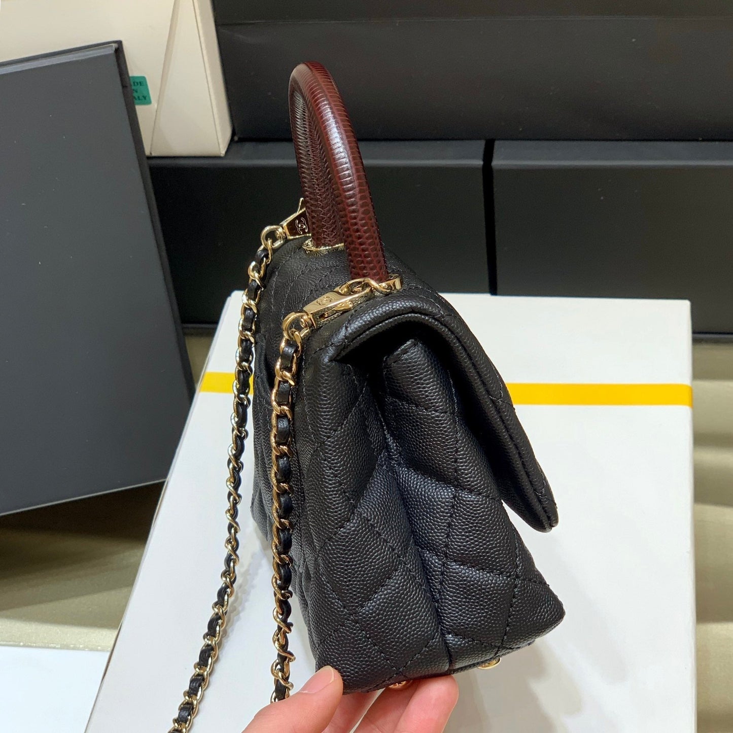 CC 24K Coco Hanle Mini 19cm Black Red Grained Calfskin Gold Hardware mysite