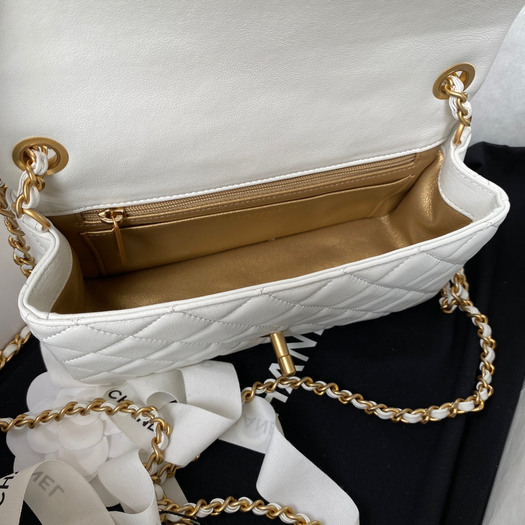 Classic Mini Flap Bag 20cm White Lambskin Gold Hardware mysite