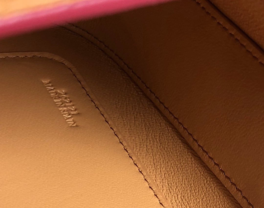 LOE GOYA BAG 18 IN CHERRY RED SILK CALFSKIN mysite