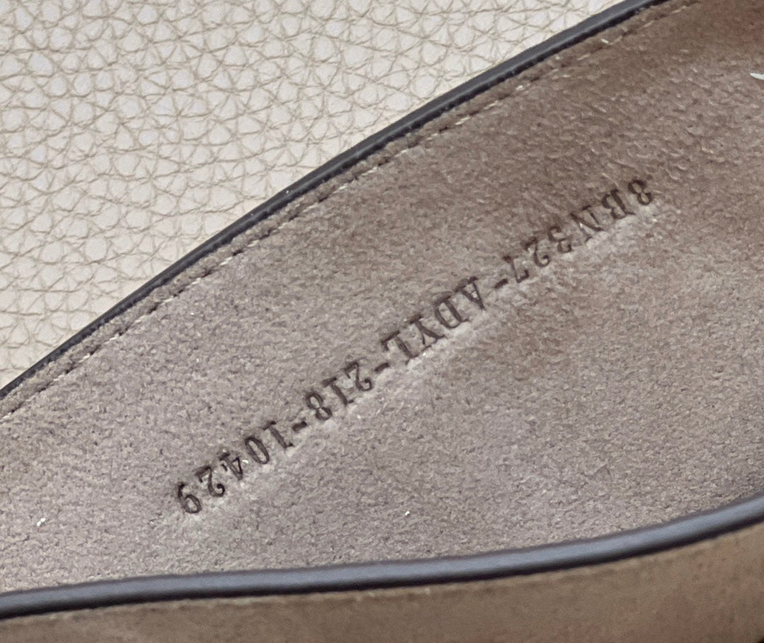 PEEKABOO ISEEU 33 IN TOBACCO BROWN GRAINED CALFSKIN SILVER HARDWARE mysite