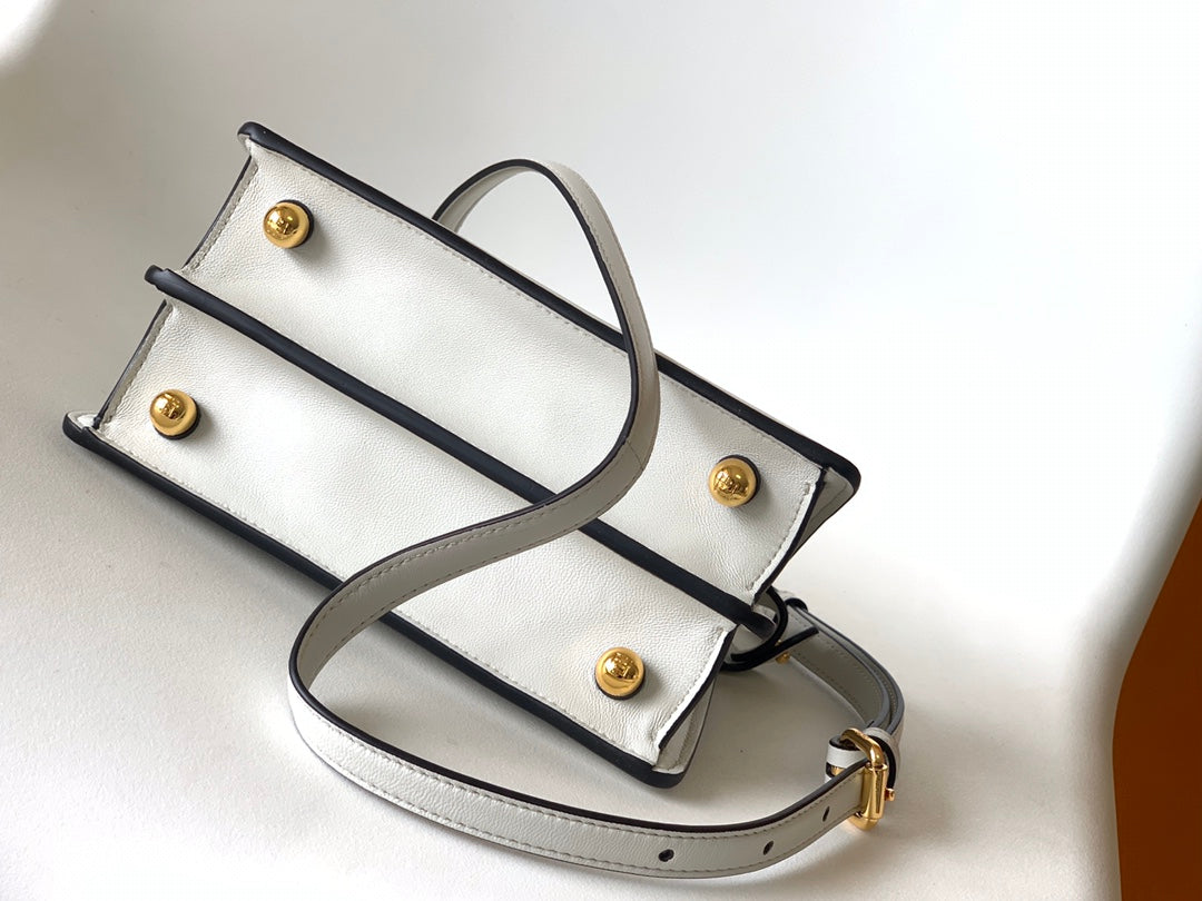 Peekaboo ISeeU Petite 20 Bag White Lambskin Ghw mysite