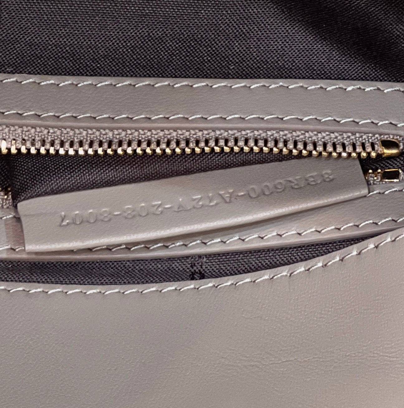 Baguette 27cm Dove Grey Lambskin Gold Hardware mysite