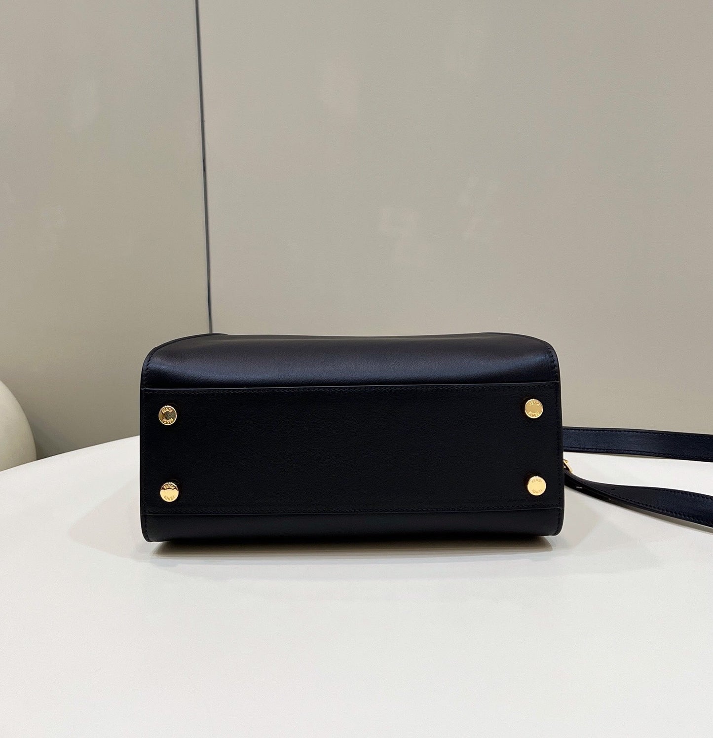 FENDI PEEKABOO 27 IN BLACK CALFSKIN WITH GOLD HARDWARE mysite