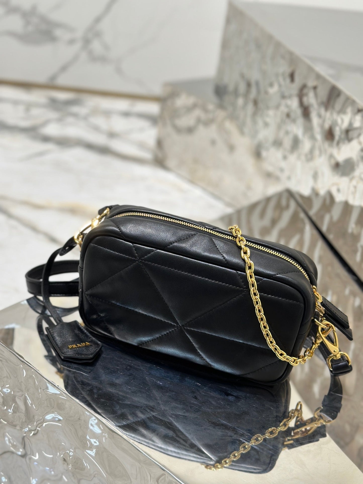 CAMERA BAG 22 IN BLACK TRIANGLE PATTERN QUILTED LAMBSKIN GOLD HARDWARE mysite