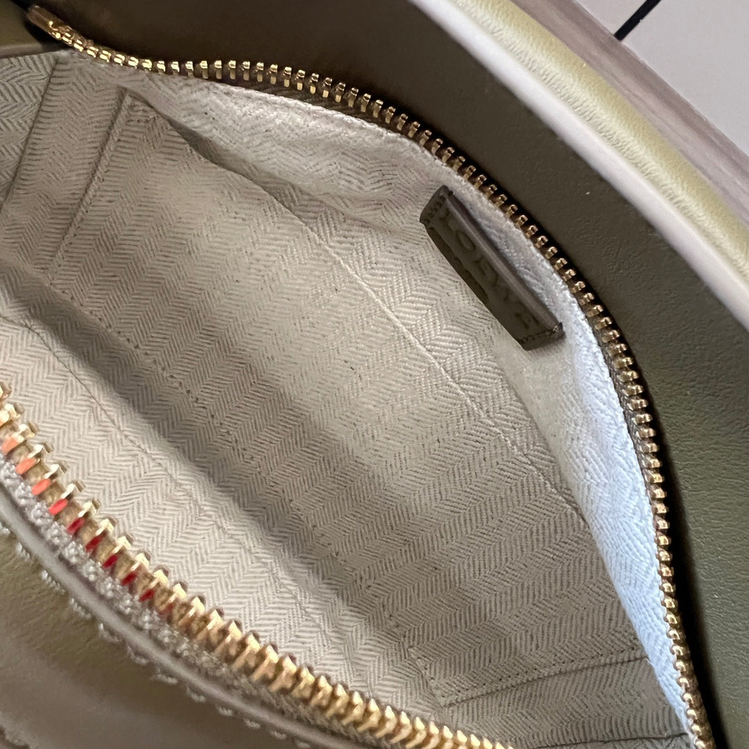 Small Puzzle 24cm bag in soft grained olive calfskin mysite