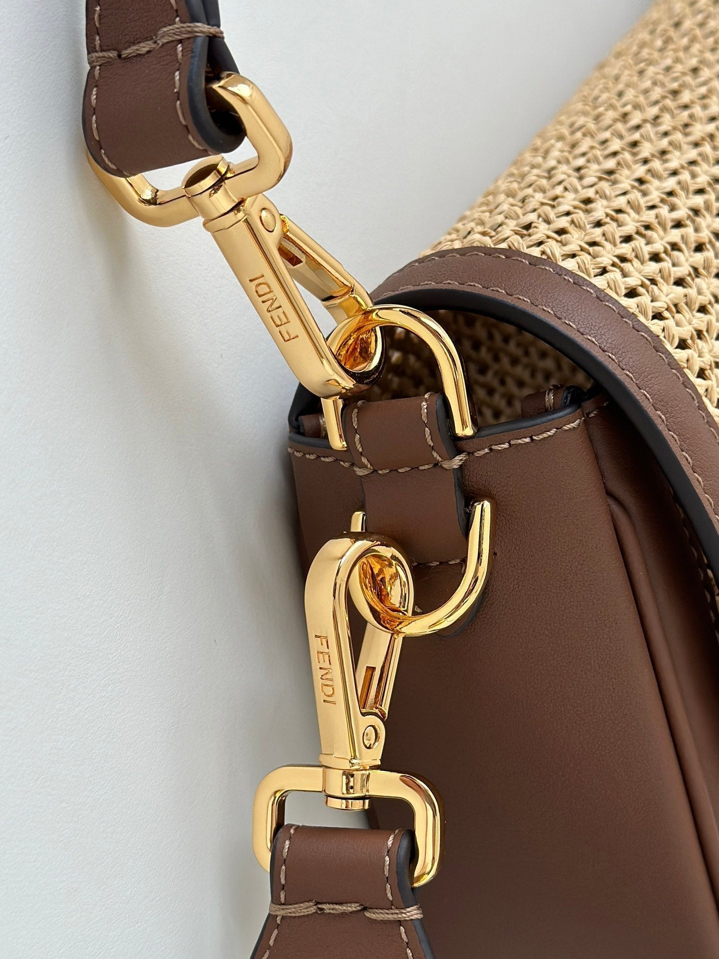 FENDI BAGUETTE 27 BAG IN BEIGE RAFFIA AND BROWN CALFSKIN WITH GOLD HARDWARE mysite