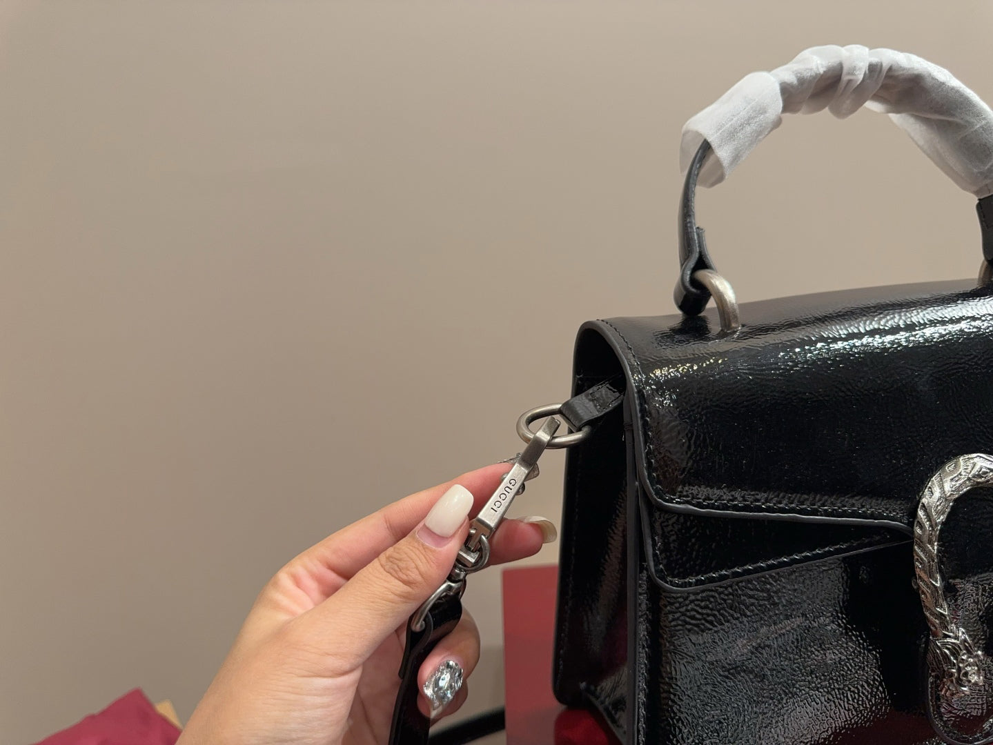 Gucci Glossy Black Handbag Crossbody 24x17cm mysite