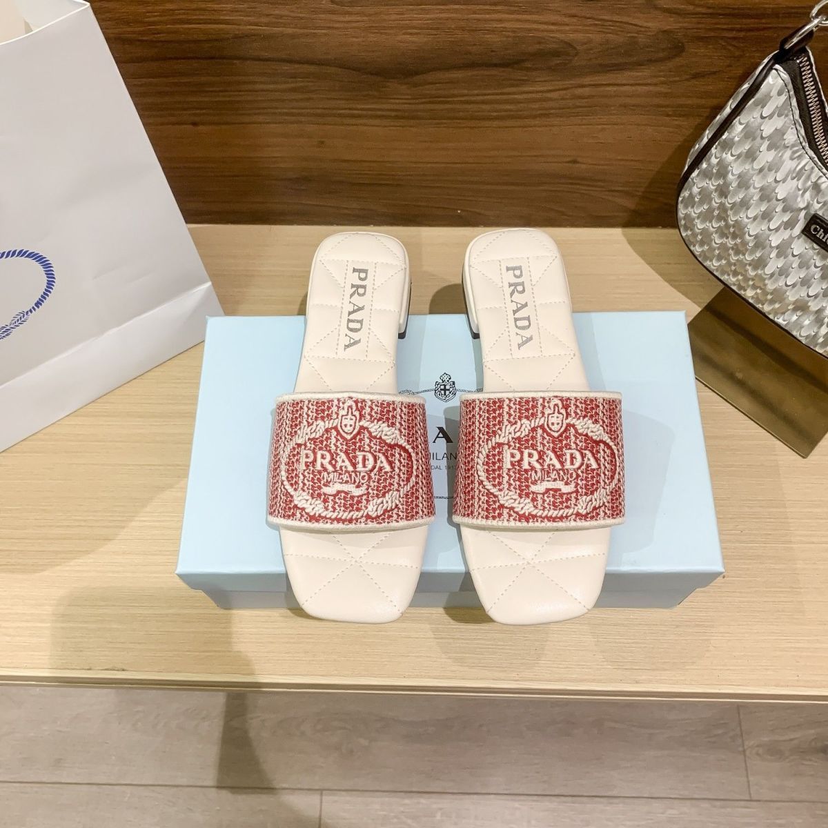 Letter Embroidery Flat Slippers mysite