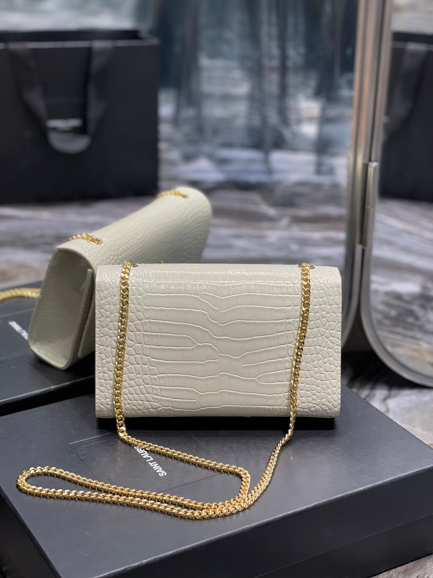 YSL KATE 24cm mysite