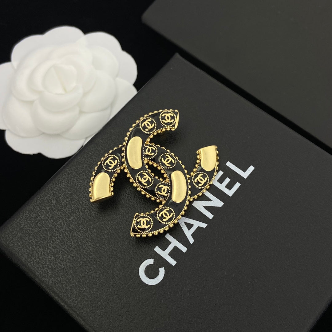 Vintage Logo brass brooch-1-s mysite