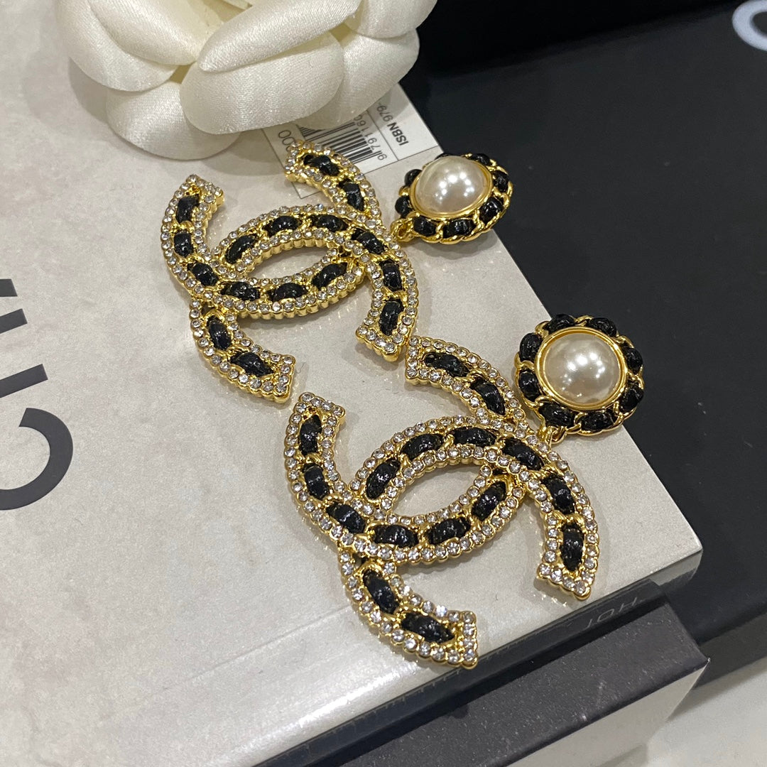 Double C Black Leather Pearl Earrings mysite