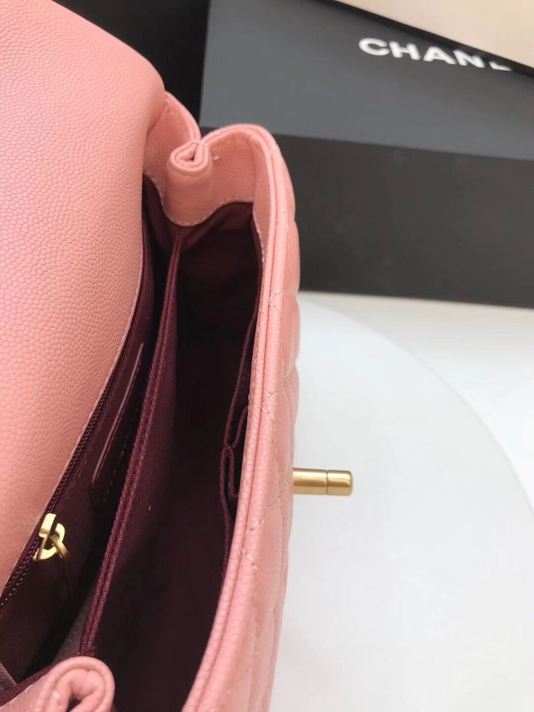Chanel Coco Handle Gold Caviar Pink 24 cm mysite