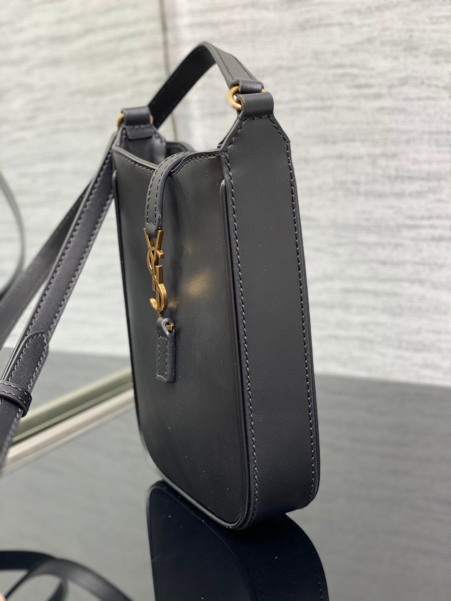 YSL Le 5 A 7 Mini Black Bag - 13x20x4cm mysite
