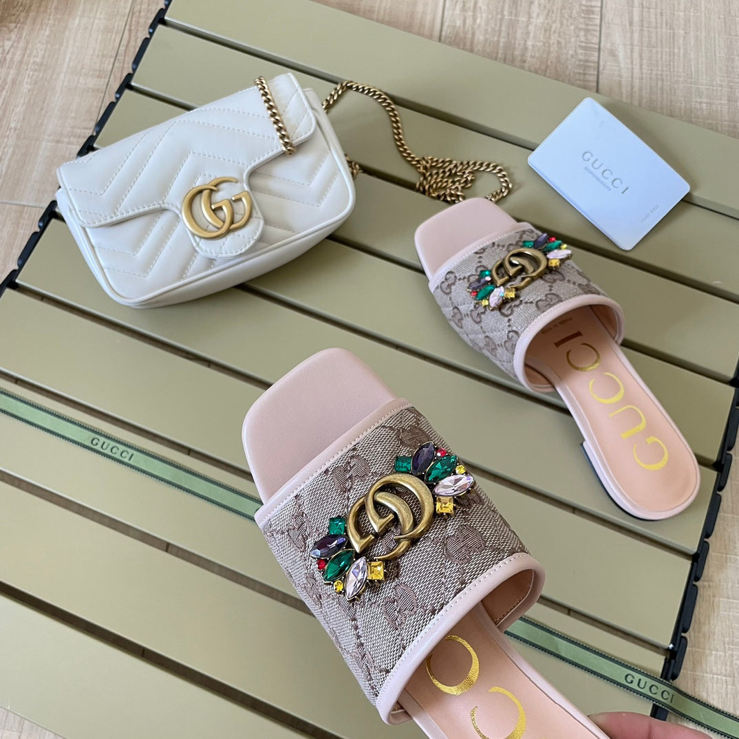Vintage Embossed Canvas Slippers mysite