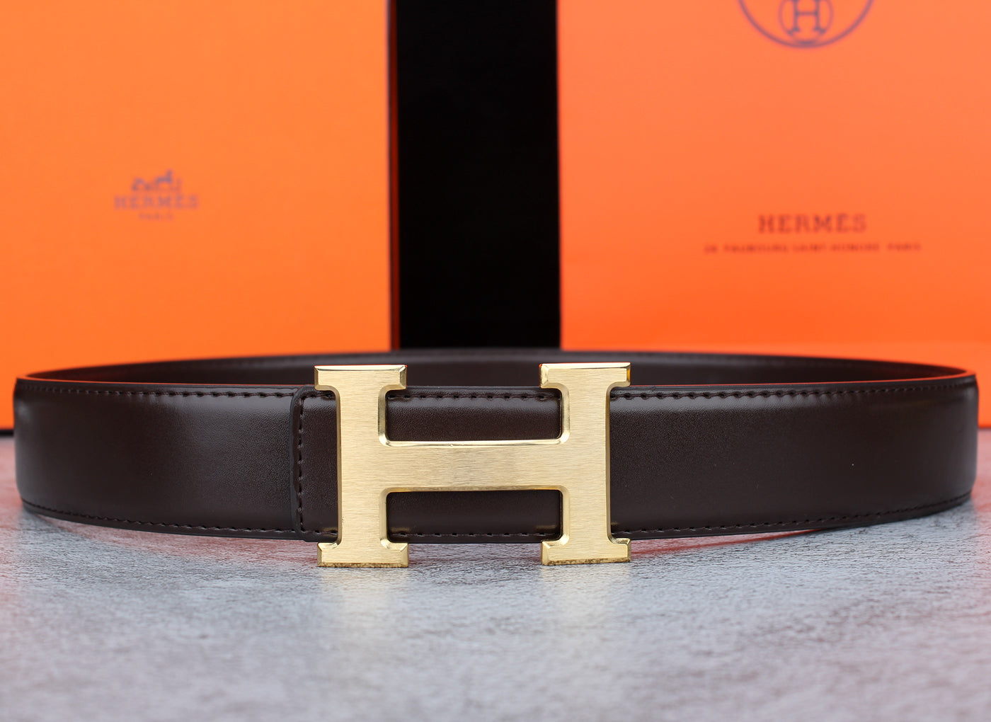 2 Colors Classic Buckle Leather Belt mysite