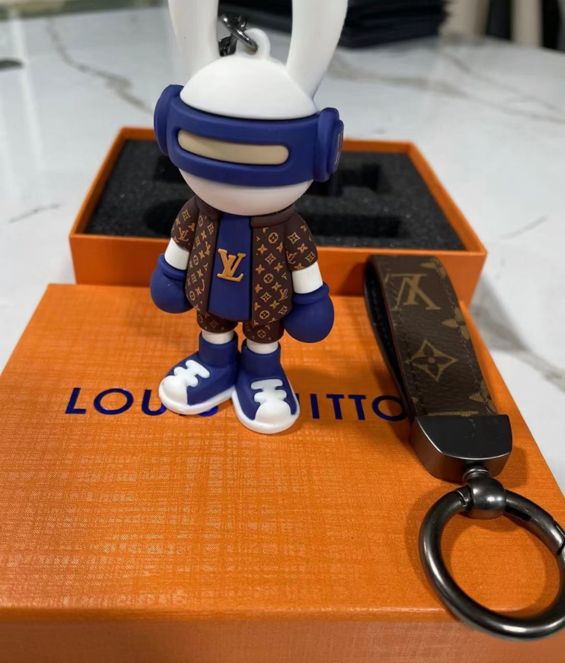Luxury puppet keychain mysite