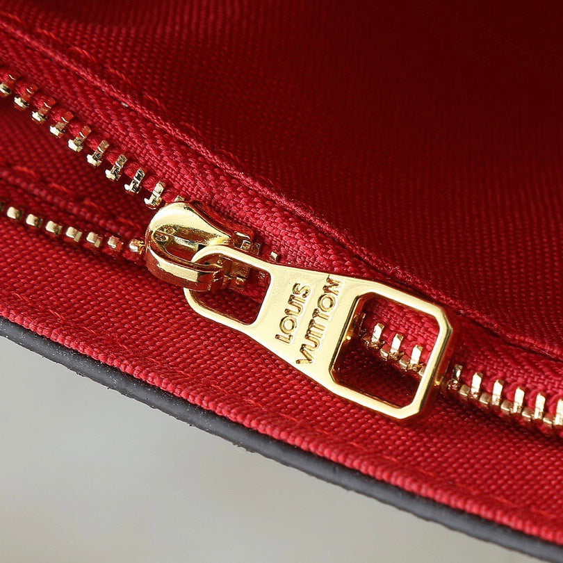 Classic Brown Grid Bag mysite