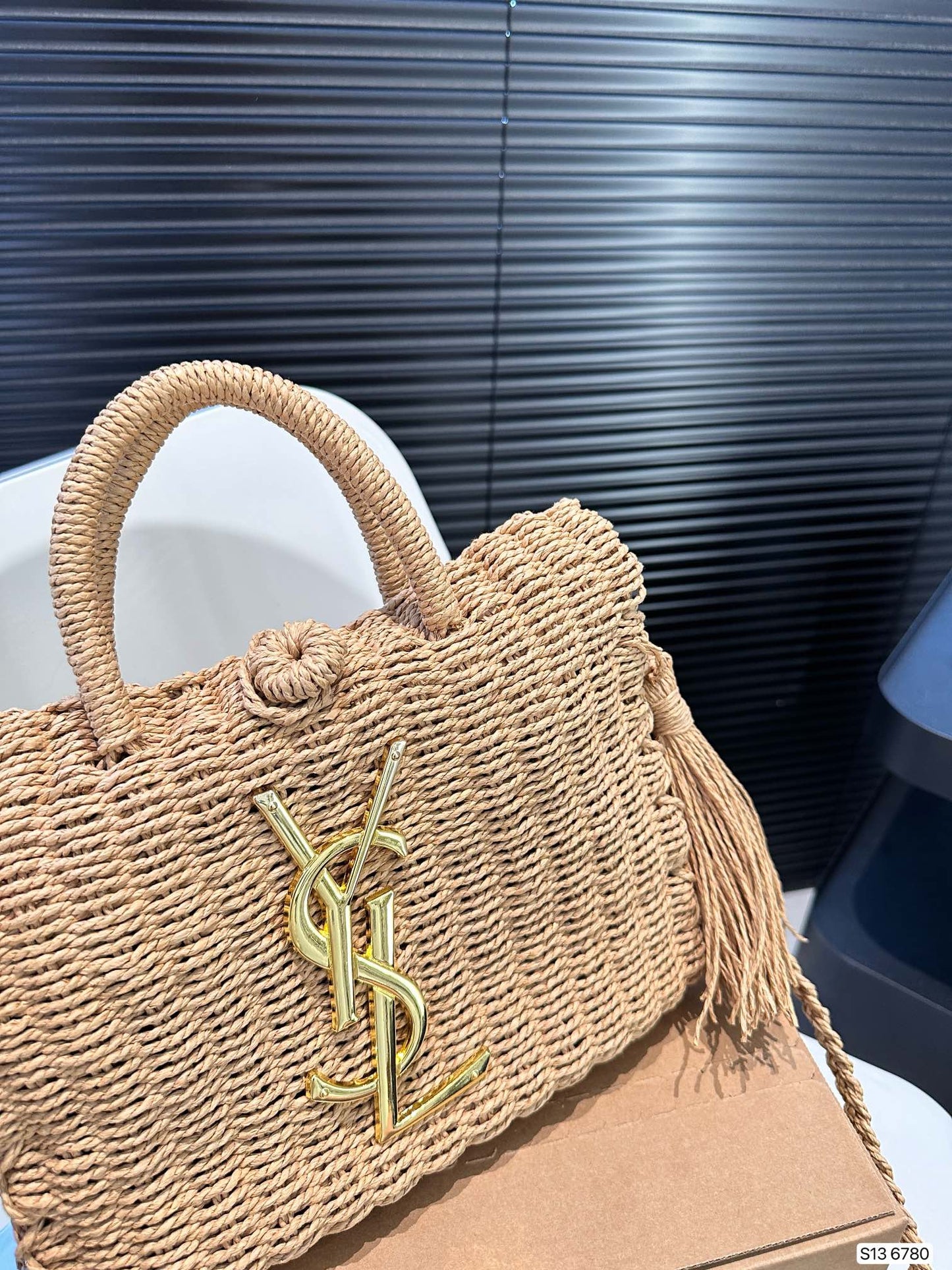 SAINT LAURENT YSL Vacation Woven Tote Bag 27x18cm mysite