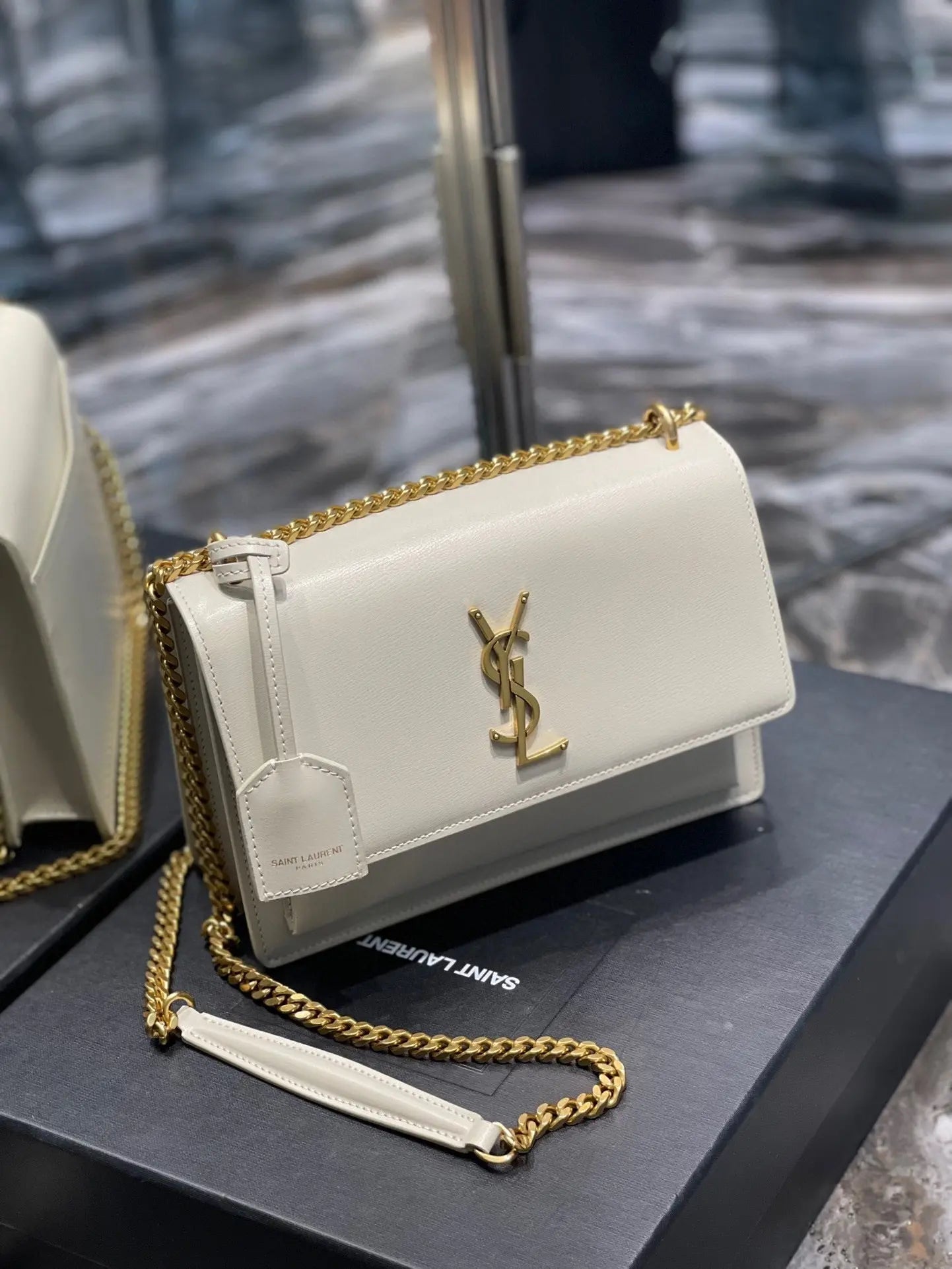 YSL Medium Sunset Bag 22 White Lambskin Gold Tone 22 x 16 x 8cm mysite