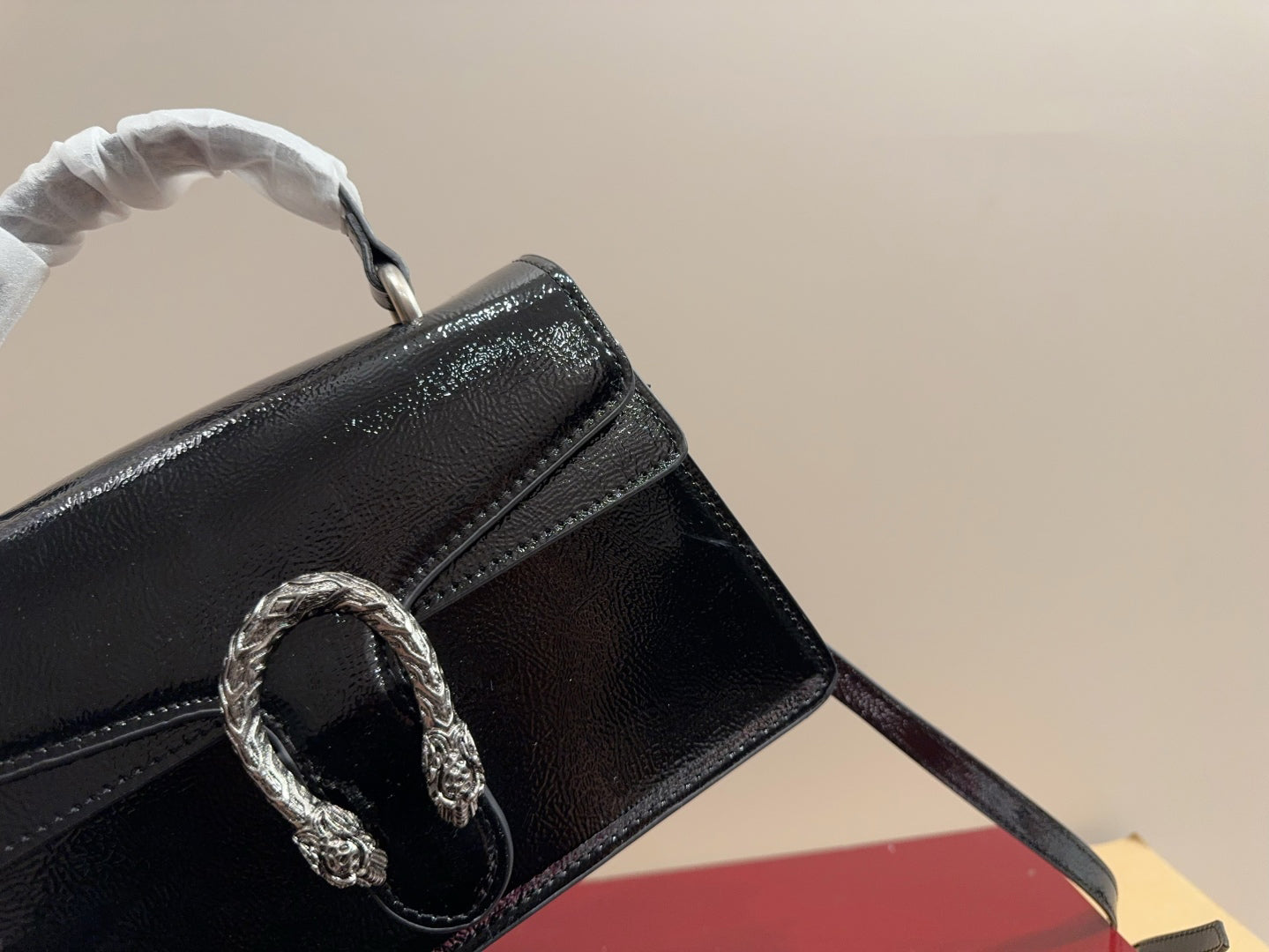 Gucci Glossy Black Handbag Crossbody 24x17cm mysite