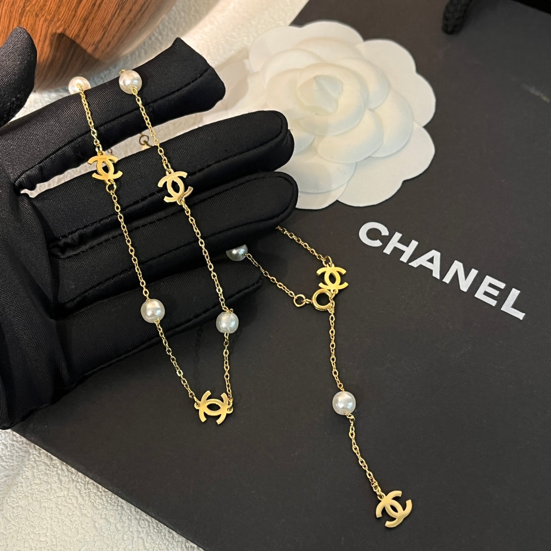 Simple pearl necklace mysite