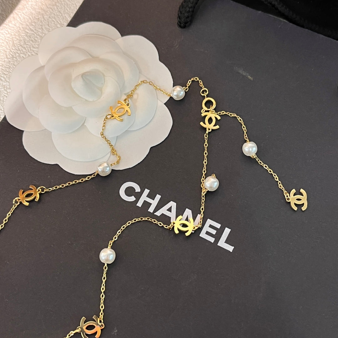 Simple pearl necklace mysite