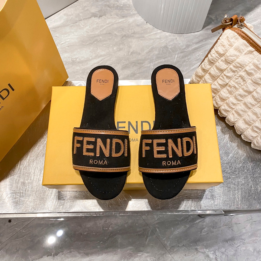 Embroidered Letters Flat Slippers mysite