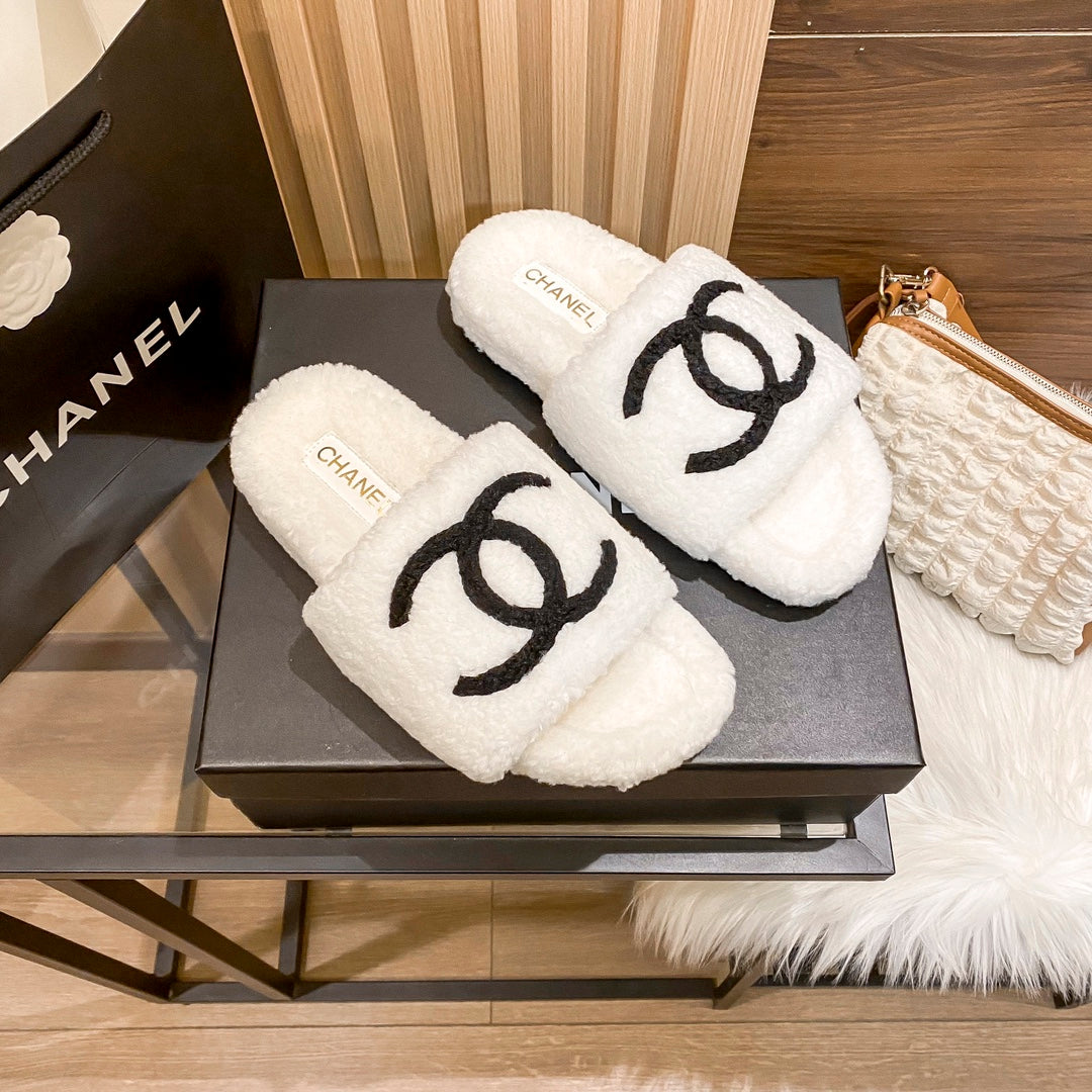 Classic Flat Fur Slippers mysite