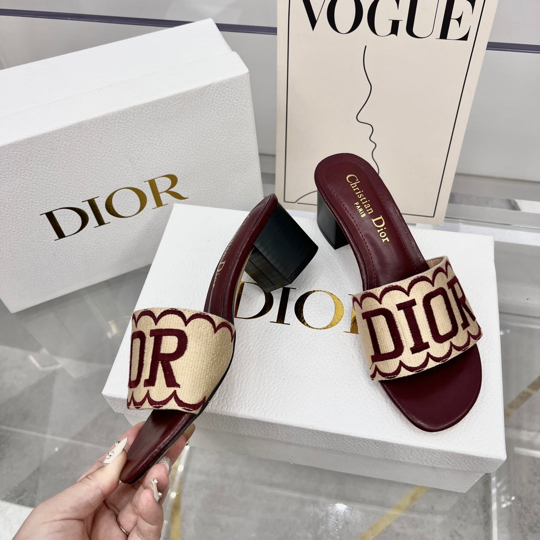 Straw Embroidery Heeled Sandals-1 mysite