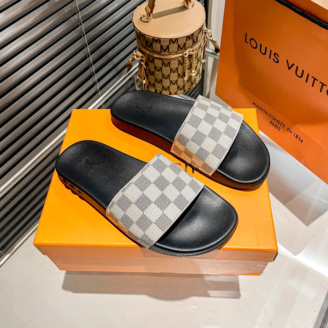 Couples-1 Monogram& Checkerboard Flat Slippers-1 mysite