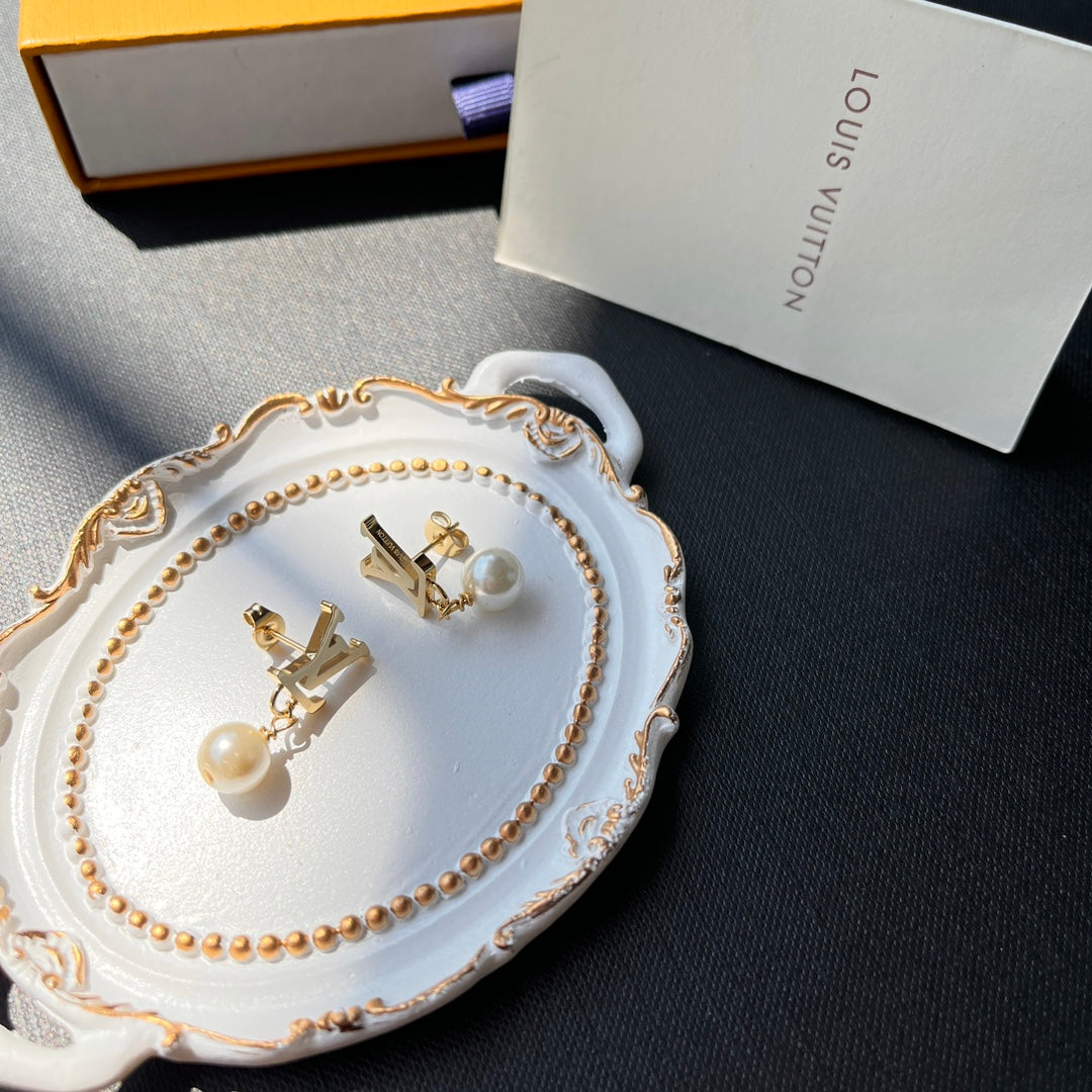 Pearl Drop Earrings mysite