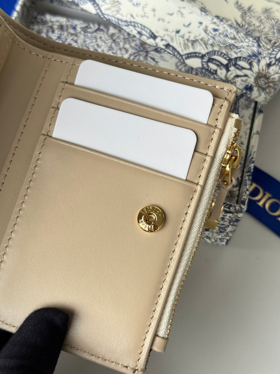 CD 30 Montaigne Dahlia Wallet 12cm Grey Beige Fabric & Calfskin Jacquard mysite