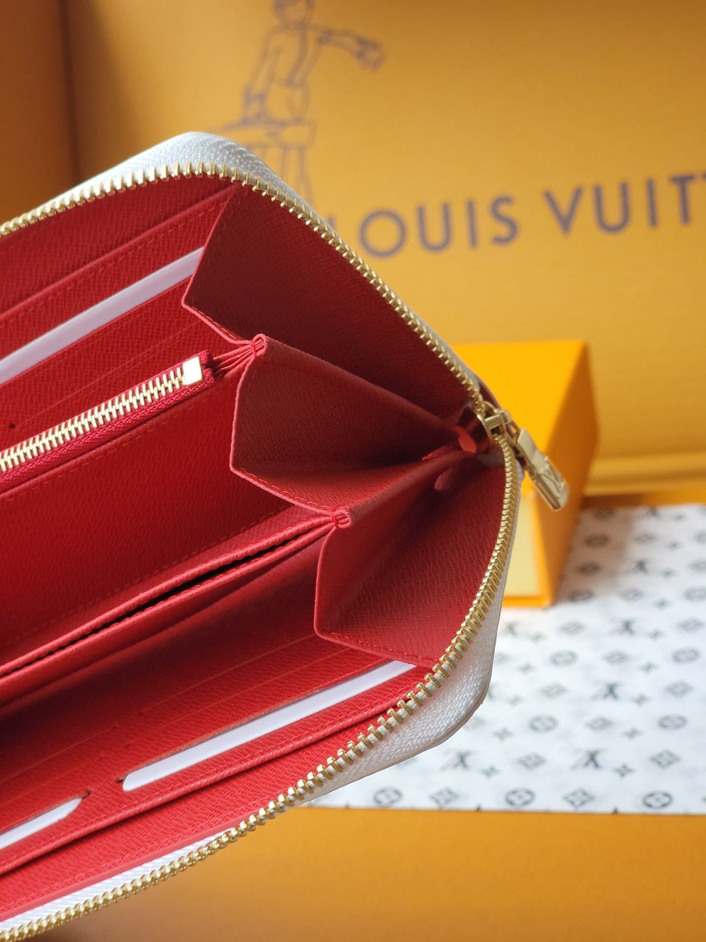 LV x TM Zippy Wallet White Monogram Canvas With Cherry Motif mysite