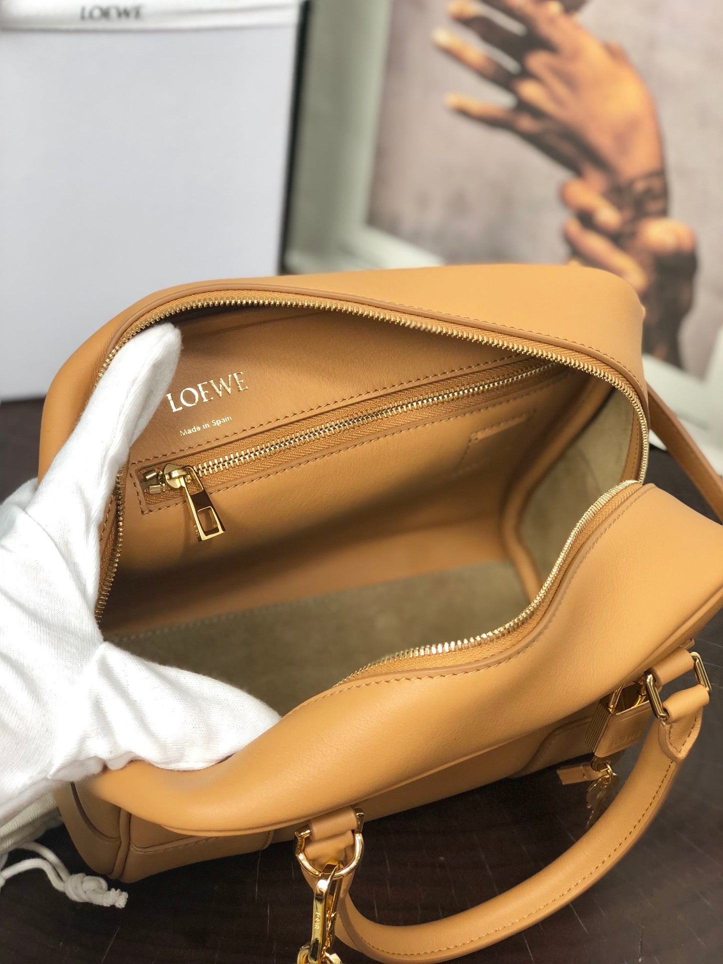 LOE AMAZONA 19 BAG IN WARM DESERT NAPPA CALFSKIN mysite