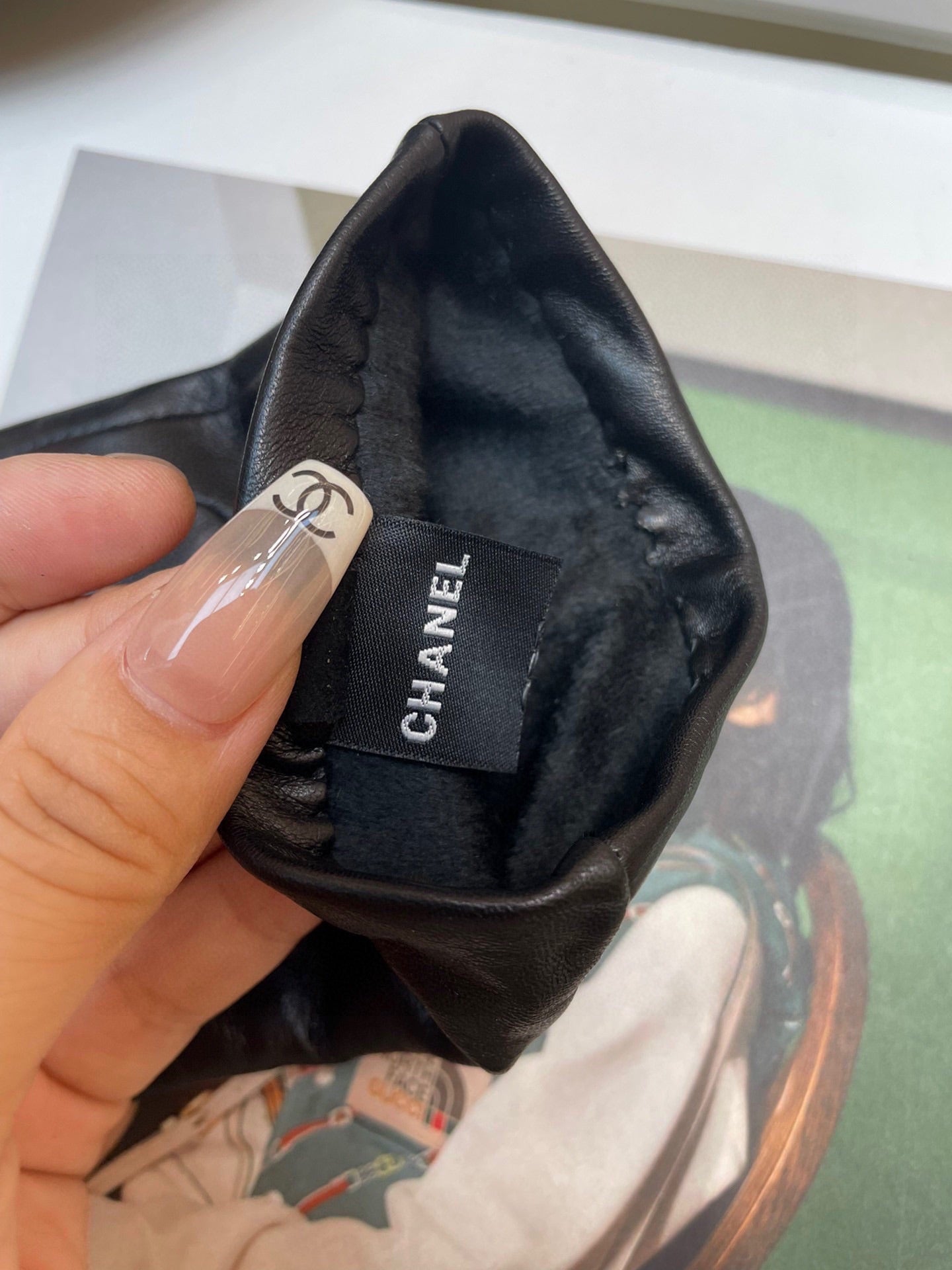 GLOVES IN BLACK LAMBSKIN GOLD HARDWARE 463837 mysite