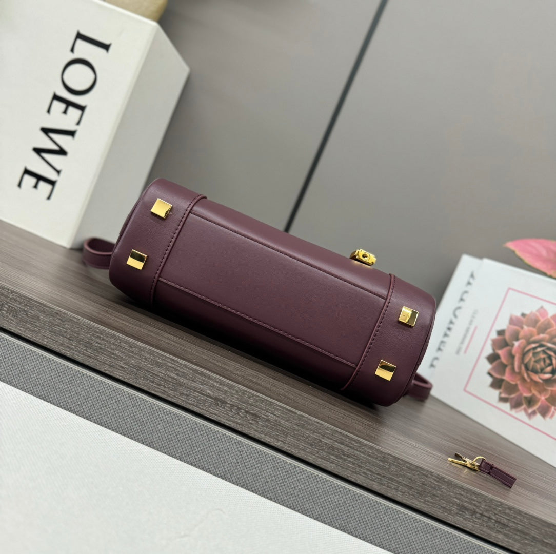 AMAZONA 23 CROPPED BAG IN SANGRIA PURPLE SOFT GRAINED CALFSKIN mysite