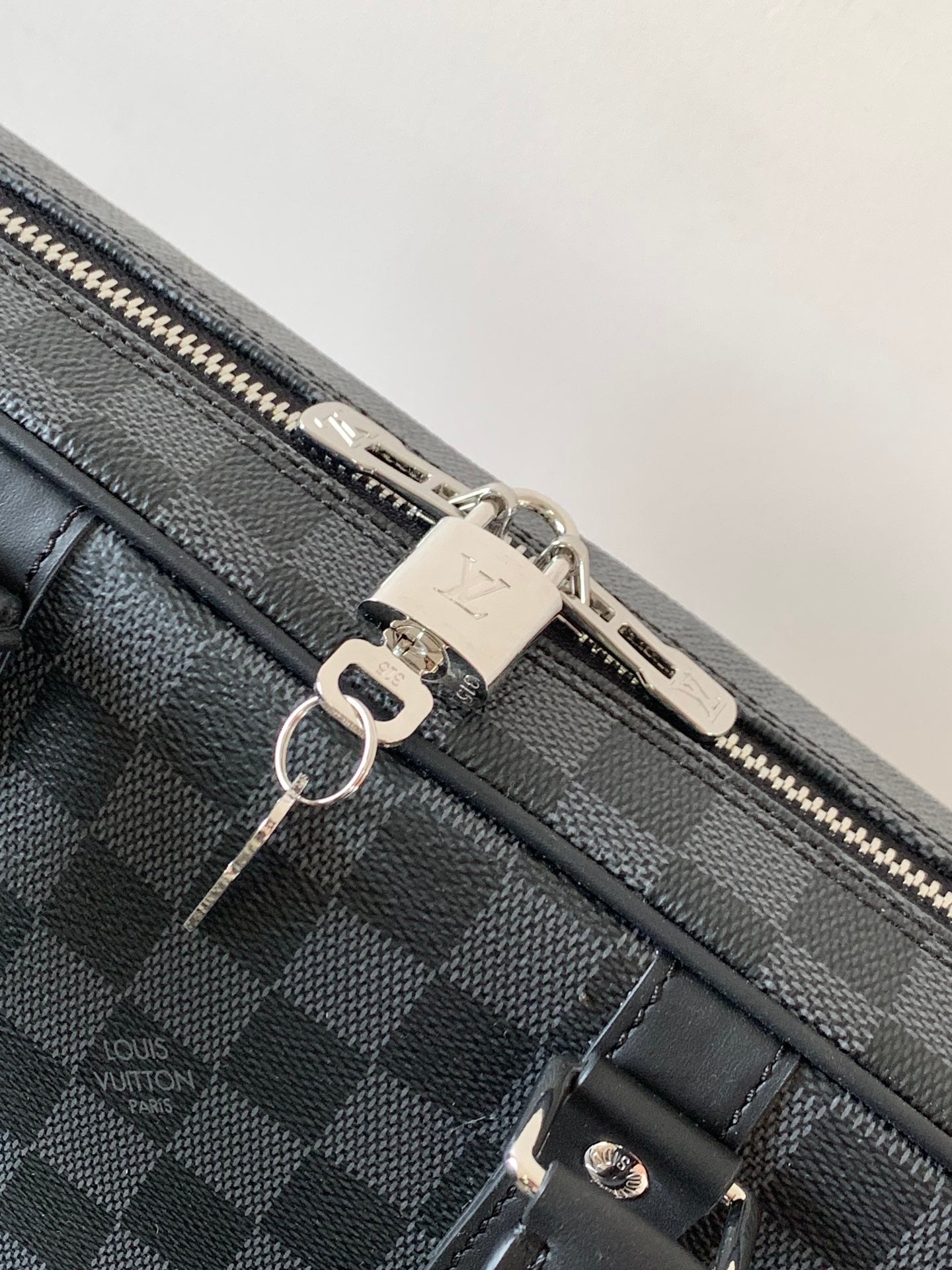 LV Porte-Documents Voyage Black Damier Graphite Canvas mysite