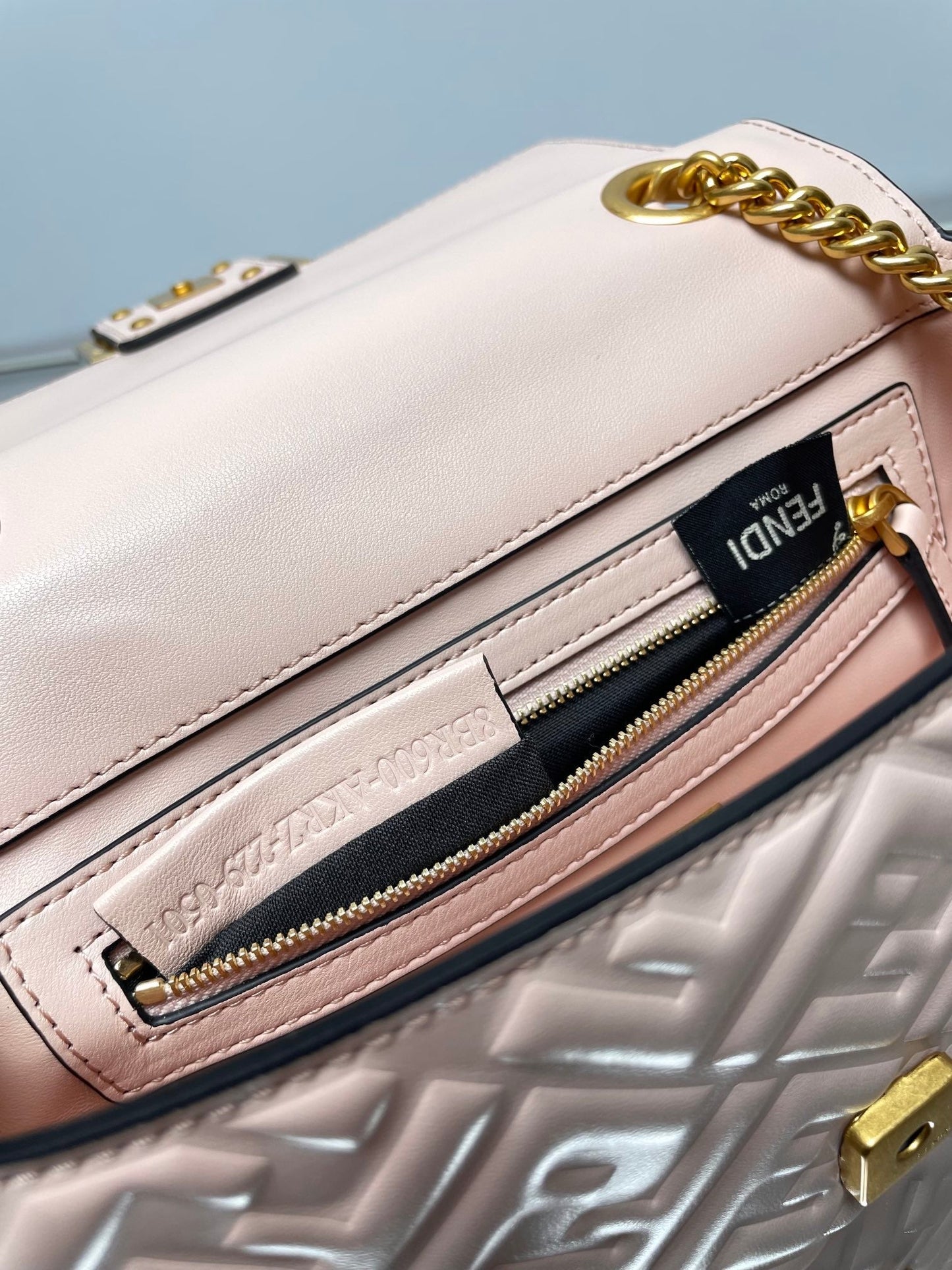 Fend Baguette 24 Bag With FF Motif Pink Leather Ghw mysite