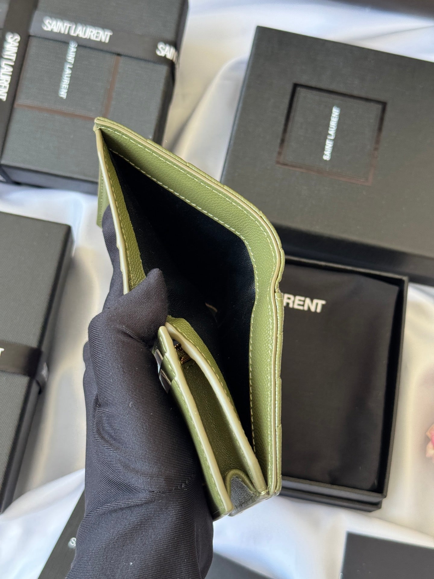 YSL Wallet Green Gold Cowhide 240588 mysite