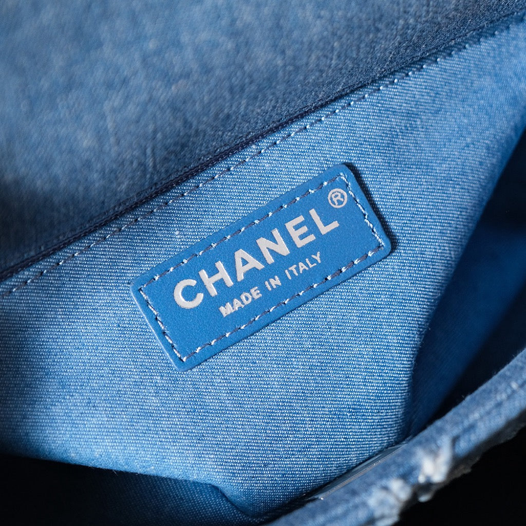 24S Flap Bag 20cm Blue Quilted Denim mysite