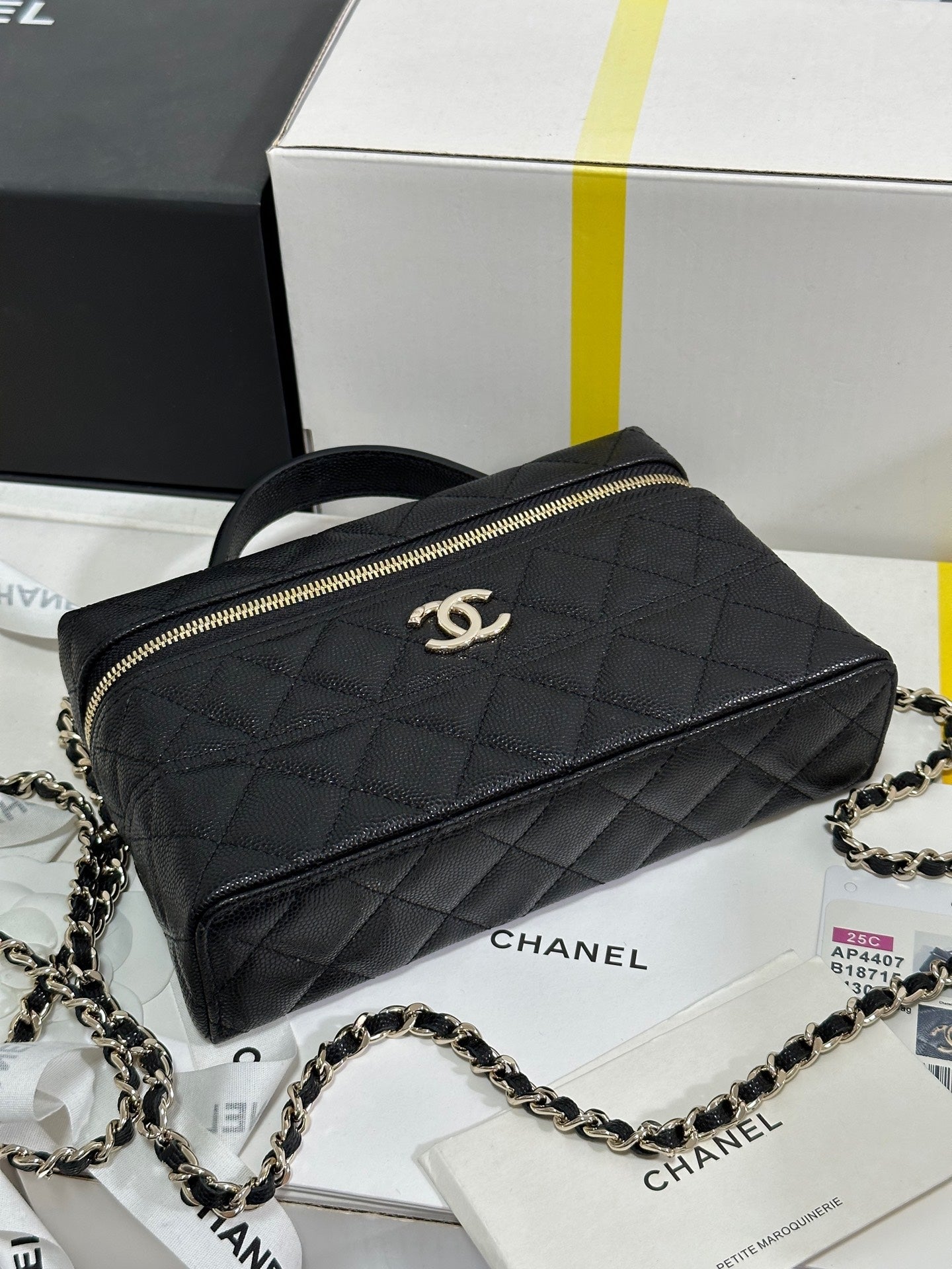 CC 25C Vanity Case 19.5cm Black Calfskin Light GHW 243640 mysite