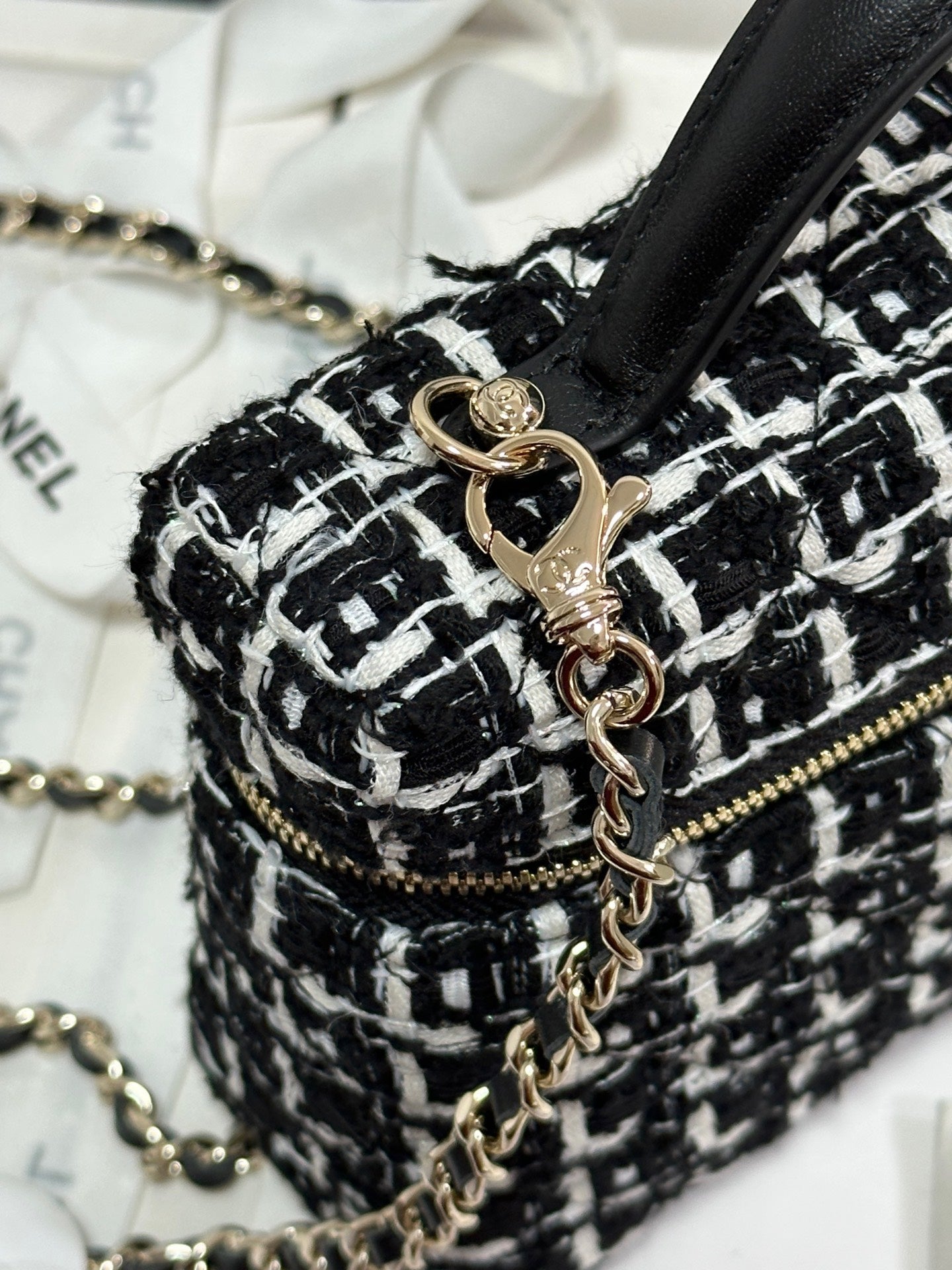 CC 25C Vanity Case Black White Tweed Light Gold Hardware 243667 mysite