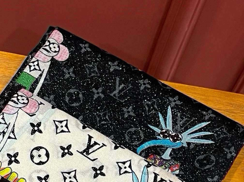 LONG SCARF 200 CM IN BLACK MONOGRAM CASHMERE 396507 mysite