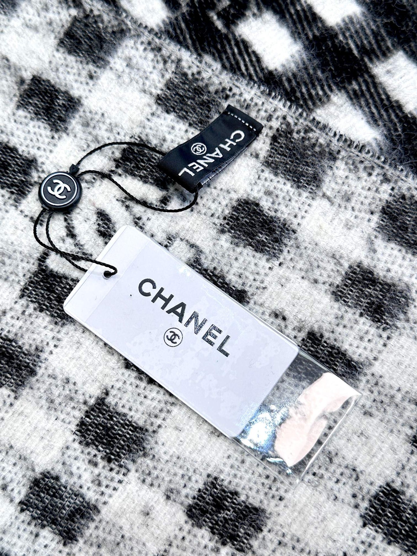 SCARF 190 CM IN BLACK MIX WHITE CARO CASHMERE AND WOOL 390944 mysite