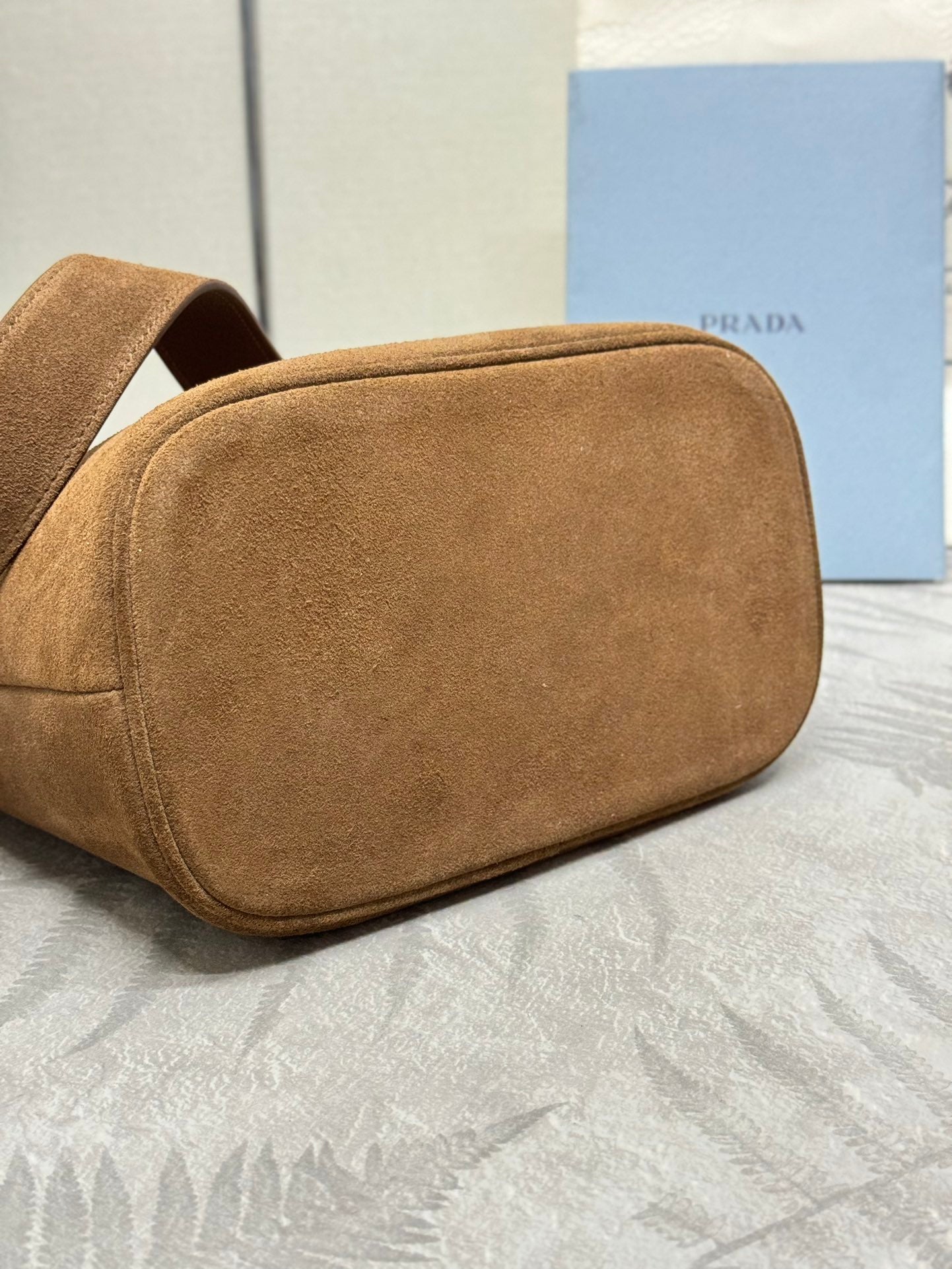 BUCKET BAG 22 IN RUSSET BROWN SOFT SUEDE mysite