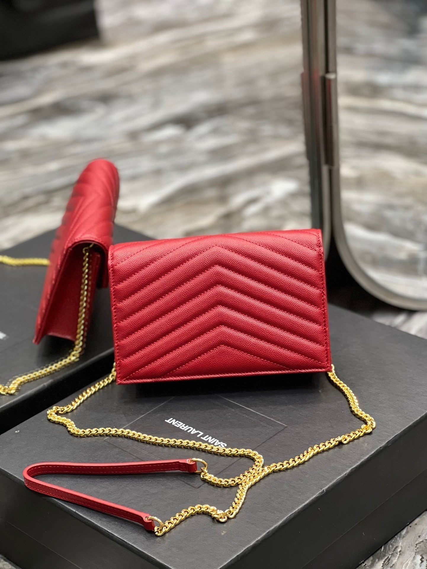 YL WOC 19 RED CHEVERON CAVIAR GOLD HARDWARE mysite