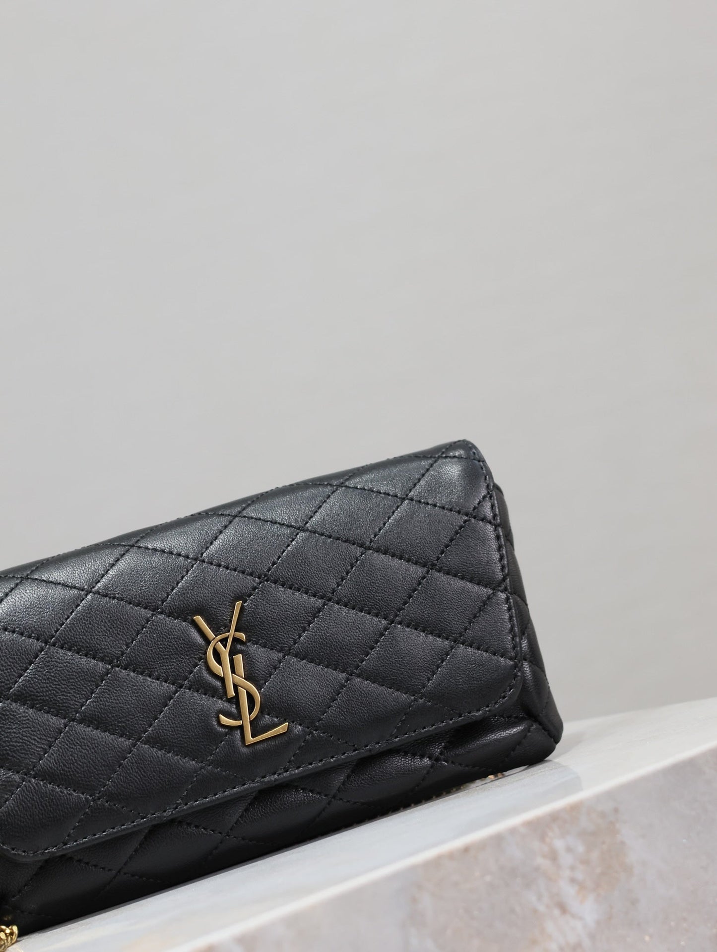Prada Gaby Phone Bag 19cm Black Quilted Leather GHW mysite